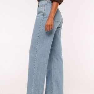 Abercrombie & Fitch the loose high rise curve love